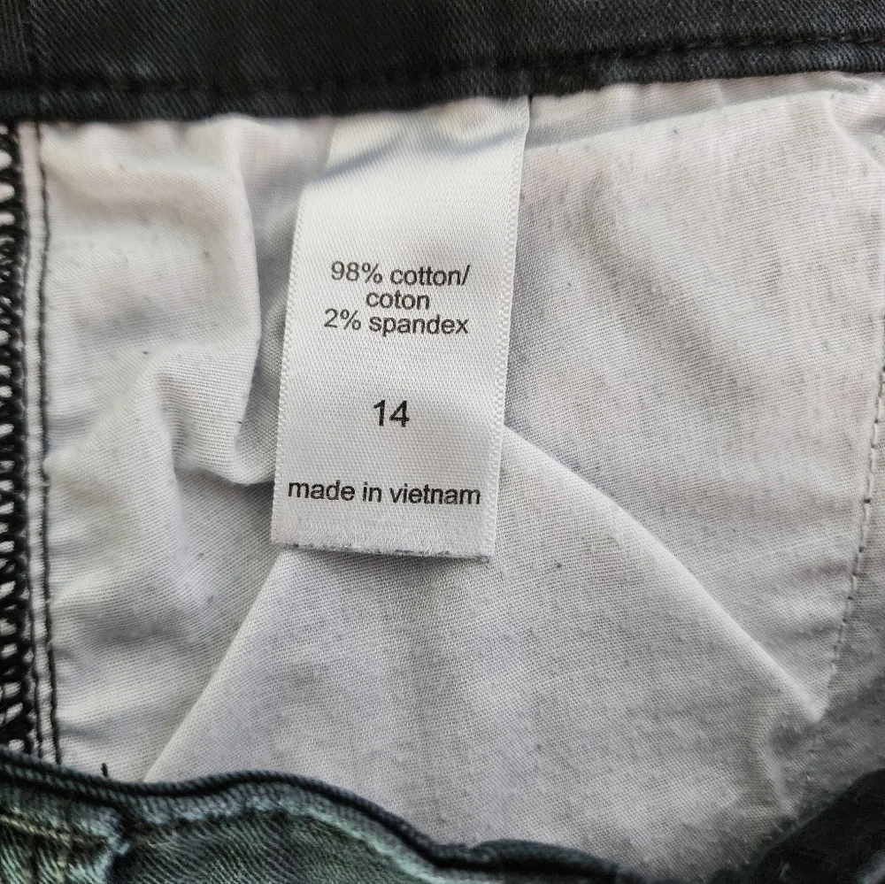 Maurices Black‎ Cotton Jean Shorts Size 14